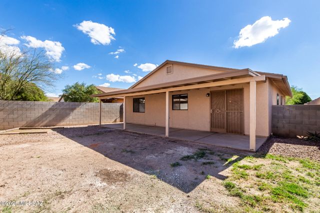 1608 W Mulholland Court, Tucson, AZ 85746