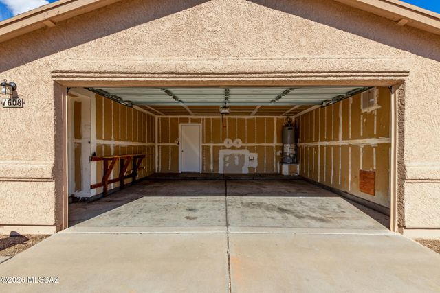 1608 W Mulholland Court, Tucson, AZ 85746