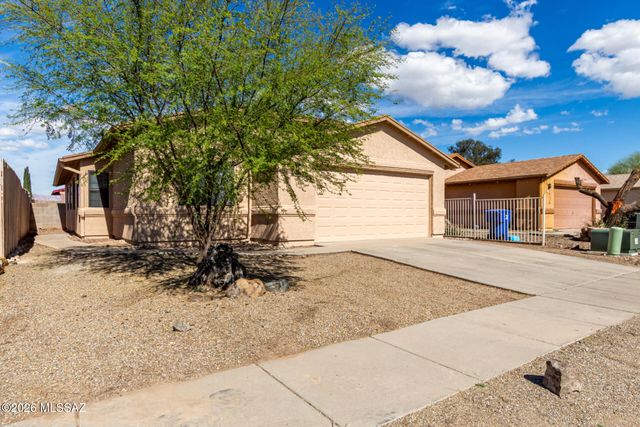 1608 W Mulholland Court, Tucson, AZ 85746