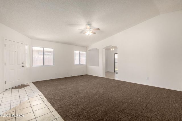 1608 W Mulholland Court, Tucson, AZ 85746