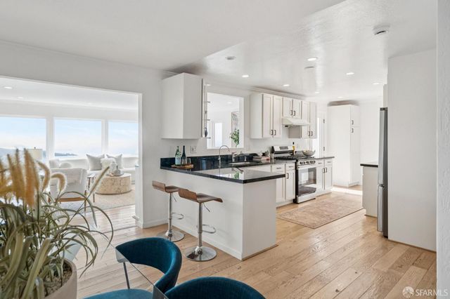 146 Beachview Avenue, Pacifica, CA 94044
