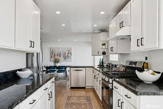 146 Beachview Avenue, Pacifica, CA 94044