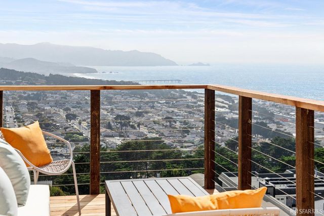 146 Beachview Avenue, Pacifica, CA 94044