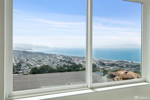 146 Beachview Avenue, Pacifica, CA 94044