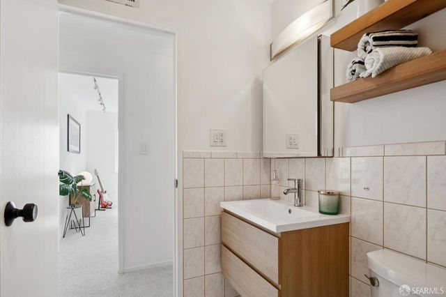 146 Beachview Avenue, Pacifica, CA 94044