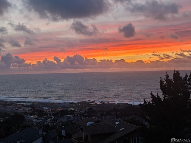146 Beachview Avenue, Pacifica, CA 94044