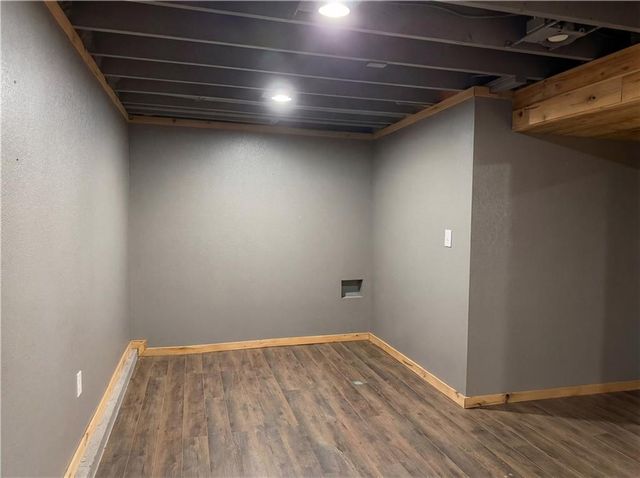 3345 Lake Shore Drive, Blue Springs, MO 64014