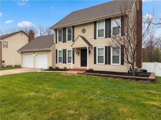 3345 Lake Shore Drive, Blue Springs, MO 64014