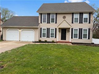 3345 Lake Shore Drive, Blue Springs, MO 64014