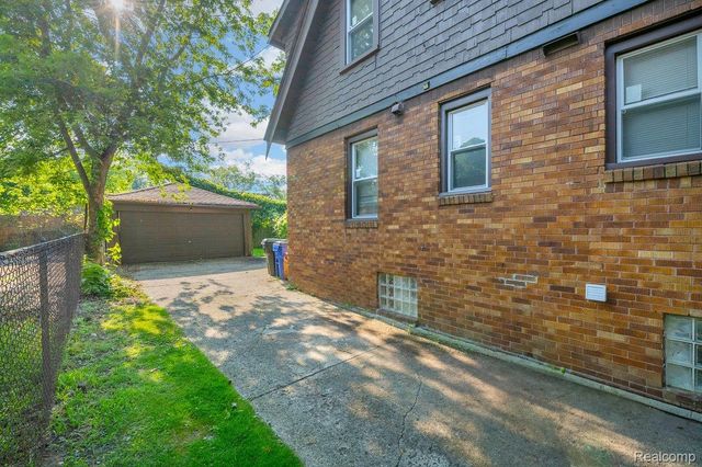 14040 Asbury Park, Detroit, MI 48227