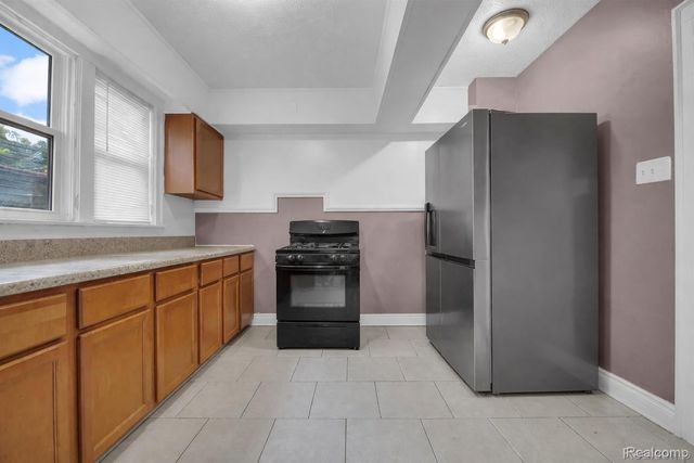 14040 Asbury Park, Detroit, MI 48227