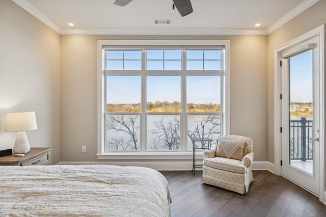 1024 Club View Dr Unit D202, Gallatin, TN 37066