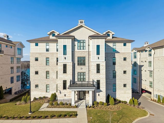 1024 Club View Dr Unit D202, Gallatin, TN 37066