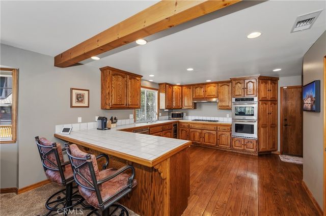 27392 Peninsula Drive, Lake Arrowhead, CA 92352