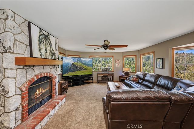 27392 Peninsula Drive, Lake Arrowhead, CA 92352