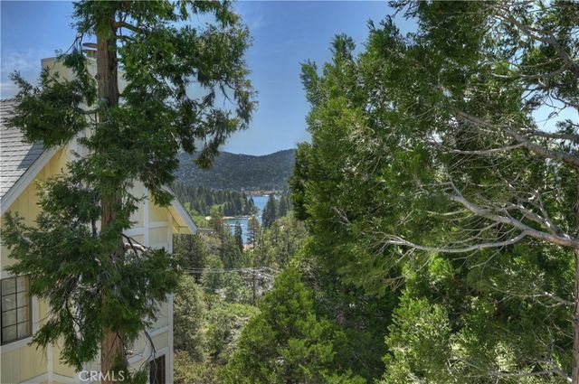 27392 Peninsula Drive, Lake Arrowhead, CA 92352