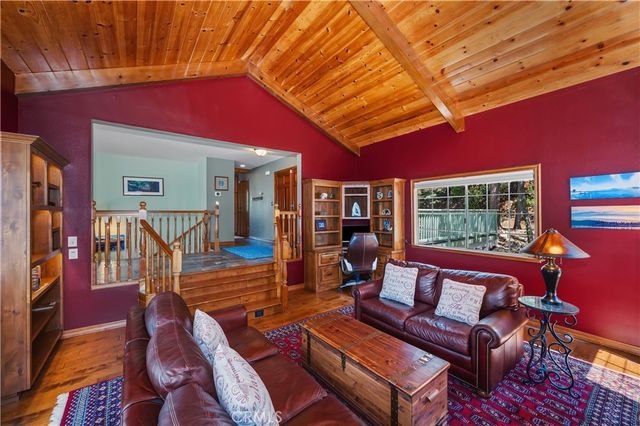 27392 Peninsula Drive, Lake Arrowhead, CA 92352