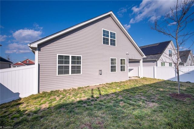 5424 Quartz Avenue, Clemmons, NC 27012