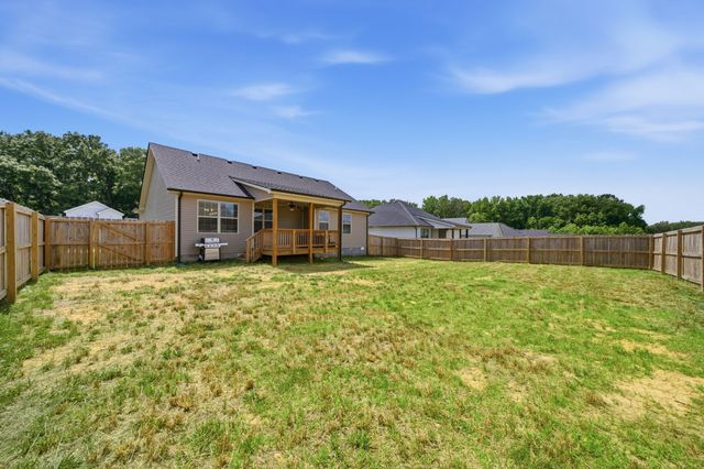 753 Gleason Dr, Clarksville, TN 37042