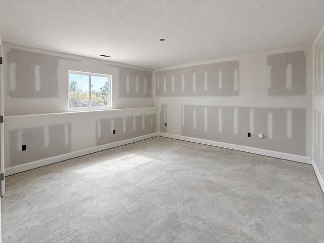 5861 N St. Paul Ct., Wichita, KS 67204
