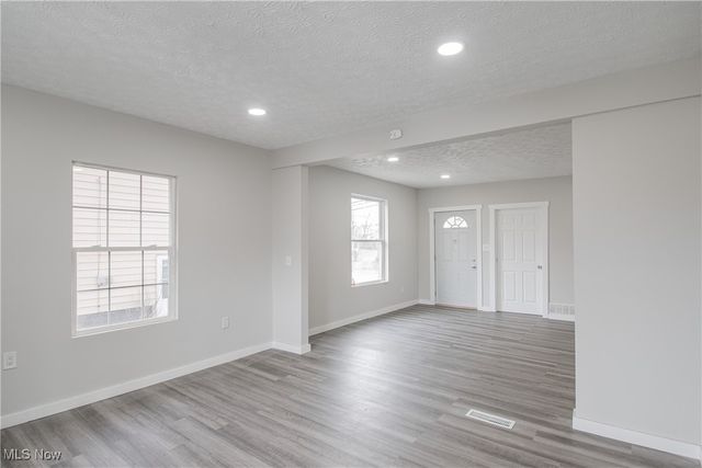 834 Walnut Road SE, Massillon, OH 44646