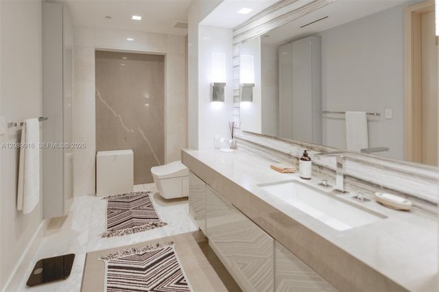 16047 Collins Avenue 3204, Sunny Isles Beach, FL 33160