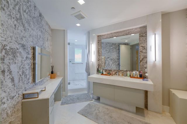 16047 Collins Avenue 3204, Sunny Isles Beach, FL 33160