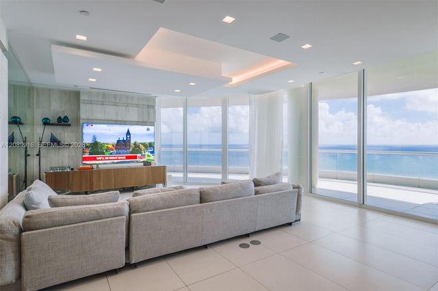 16047 Collins Avenue 3204, Sunny Isles Beach, FL 33160