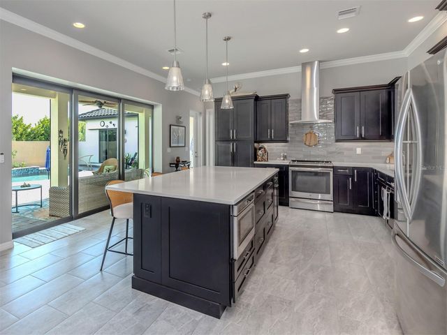 1109 THE RIALTO, Venice, FL 34285