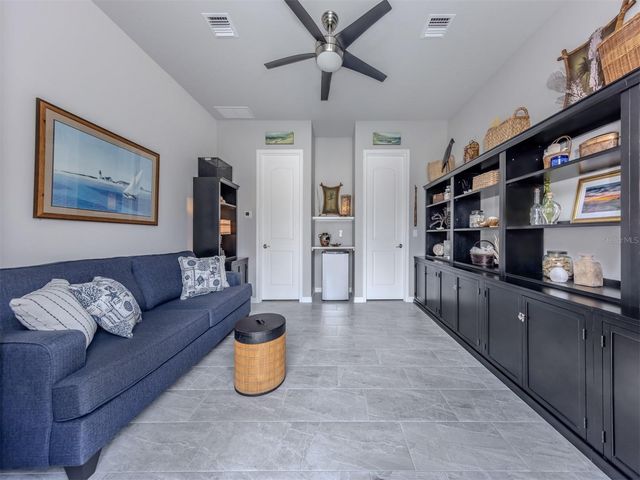 1109 THE RIALTO, Venice, FL 34285