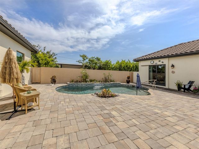 1109 THE RIALTO, Venice, FL 34285