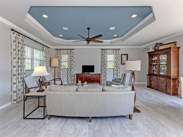 1109 THE RIALTO, Venice, FL 34285