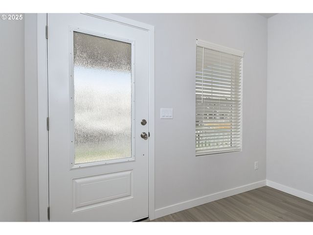 1136 PARKSIDE Ave, Woodburn, OR 97071