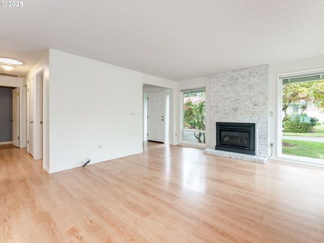 5040 Sw NORMANDY Pl, Beaverton, OR 97005