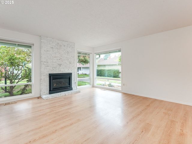 5040 Sw NORMANDY Pl, Beaverton, OR 97005