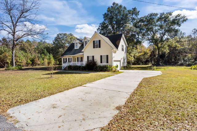 411 Fletcher Lane, Walterboro, SC 29488