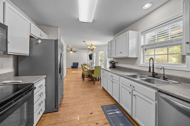 411 Fletcher Lane, Walterboro, SC 29488