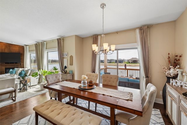 9518 Rushbrook Drive, Johnston, IA 50131