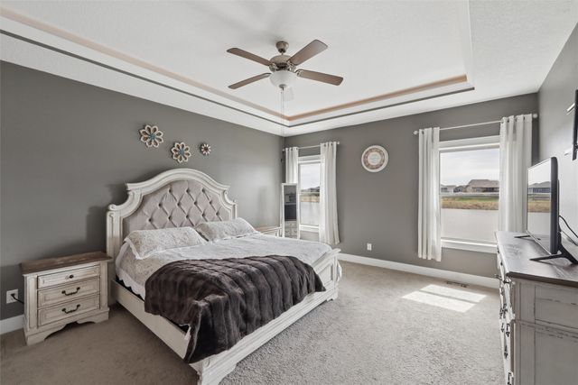 9518 Rushbrook Drive, Johnston, IA 50131