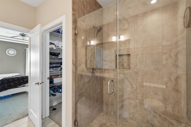 9518 Rushbrook Drive, Johnston, IA 50131