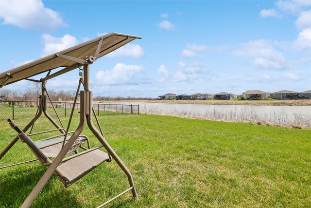 9518 Rushbrook Drive, Johnston, IA 50131