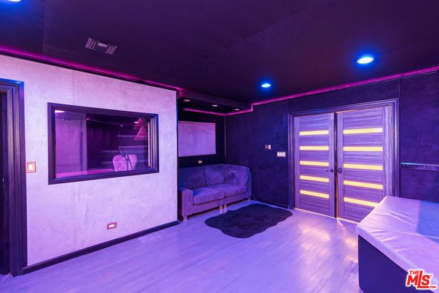 14132 Beresford Road, Beverly Hills, CA 90210