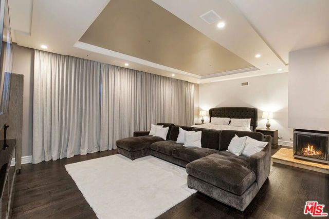 14132 Beresford Road, Beverly Hills, CA 90210