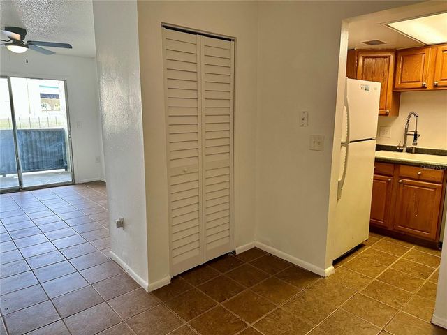 946 LAKE DESTINY ROAD E, Altamonte Springs, FL 32714