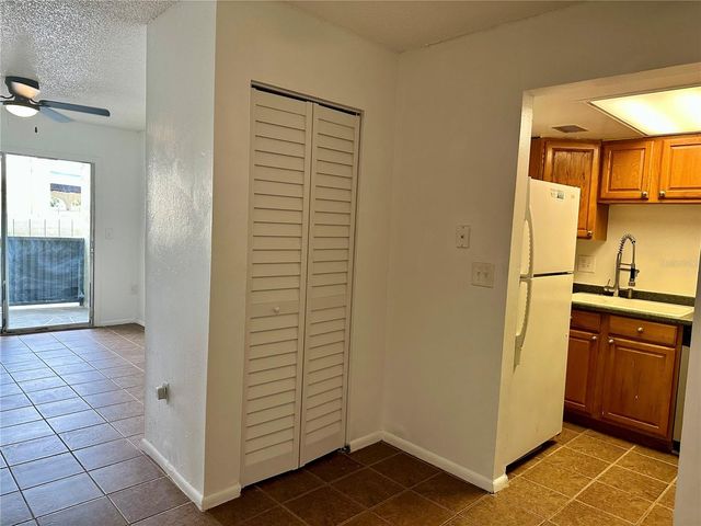 946 LAKE DESTINY ROAD E, Altamonte Springs, FL 32714