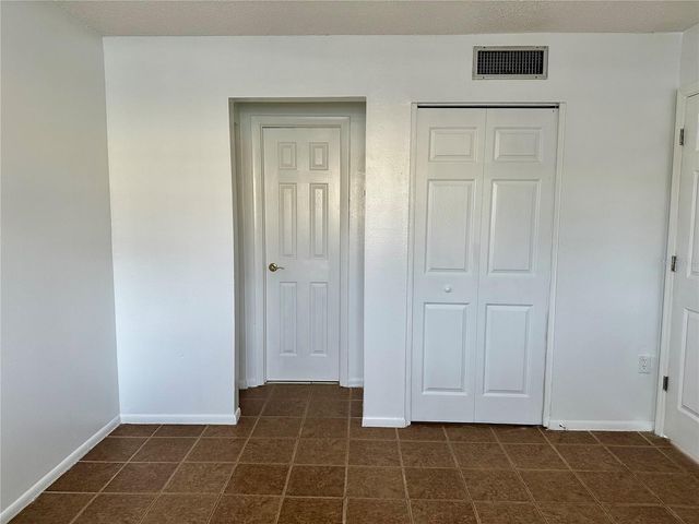 946 LAKE DESTINY ROAD E, Altamonte Springs, FL 32714