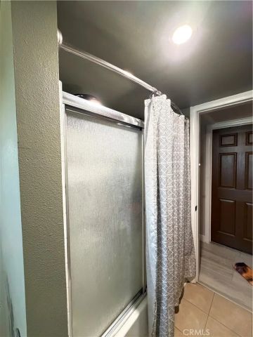 10623 4th, Hesperia, CA 92345