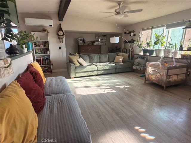 10623 4th, Hesperia, CA 92345