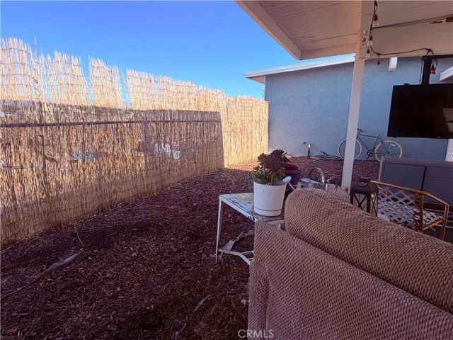10623 4th, Hesperia, CA 92345