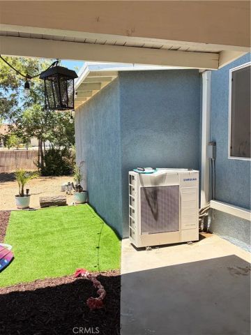 10623 4th, Hesperia, CA 92345